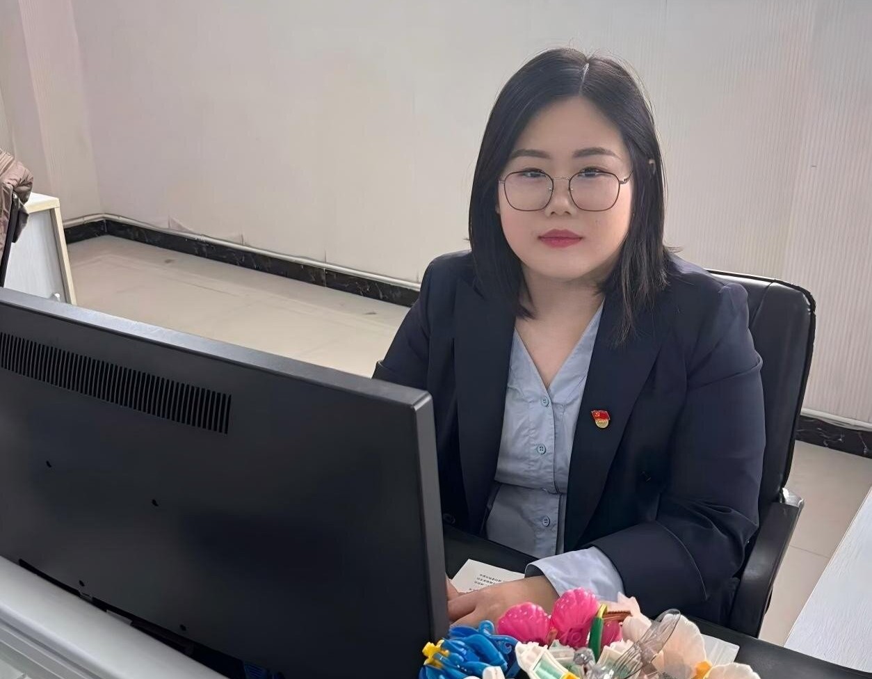 學(xué)院 李曉杰.jpg